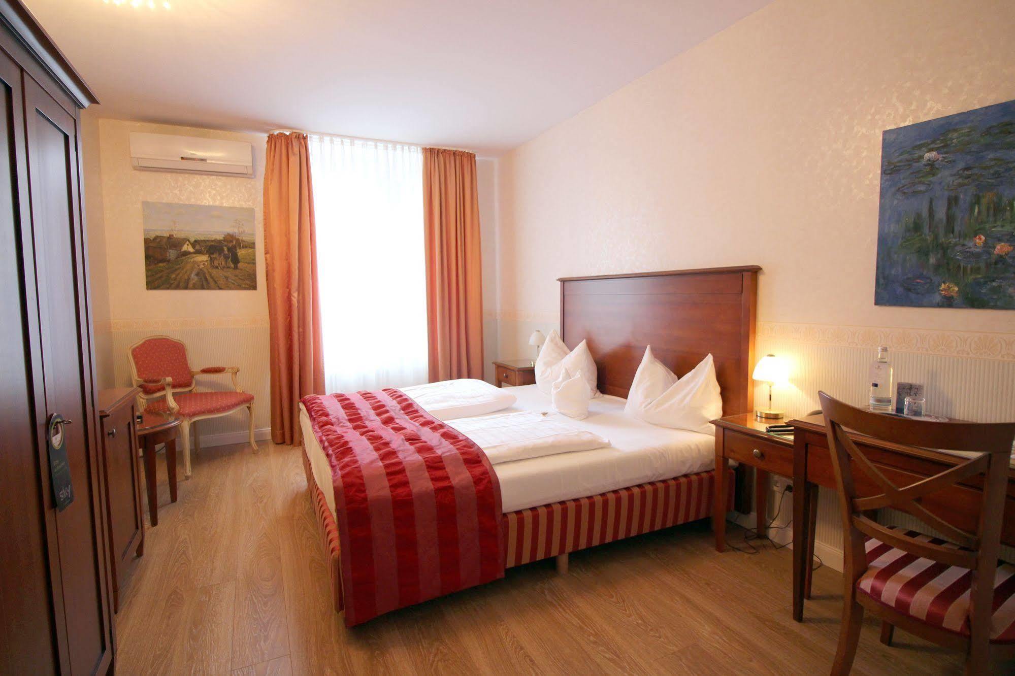 Hotel Am Muehlenteich Schwelm Luaran gambar